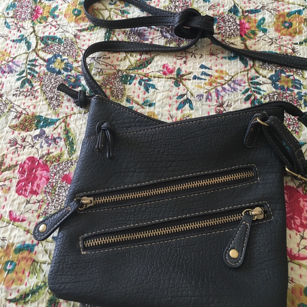 Joe Boxer cross body purse