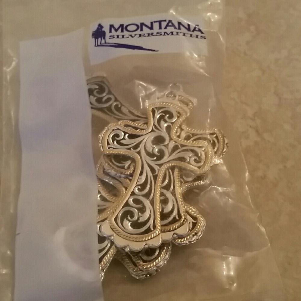 Pendants.  No chain.