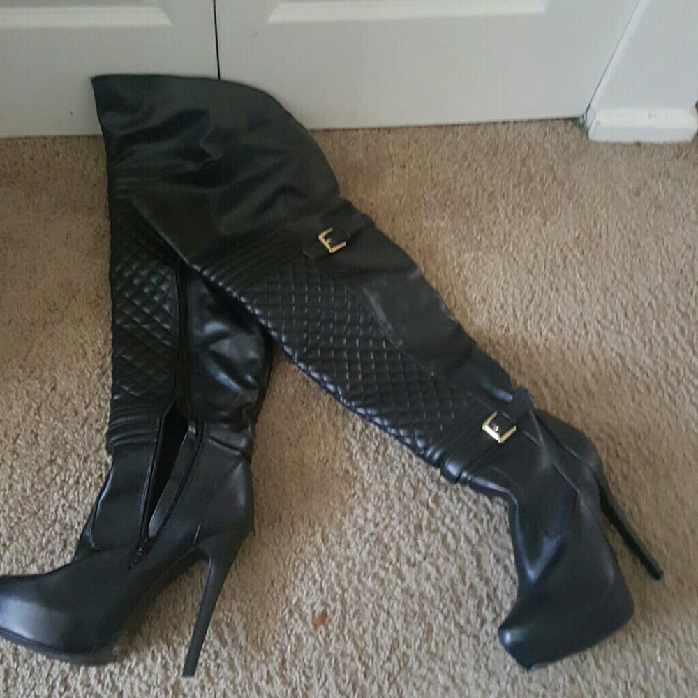 Over the knee leather boots