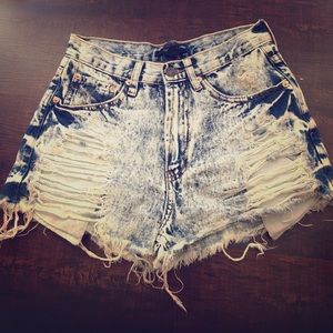 Forever 21 distressed denim shorts