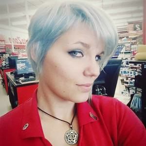 Meet your Posher, Lindsey