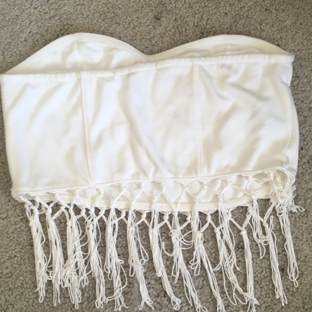 Strapless fringe white top - Picture 2 of 3