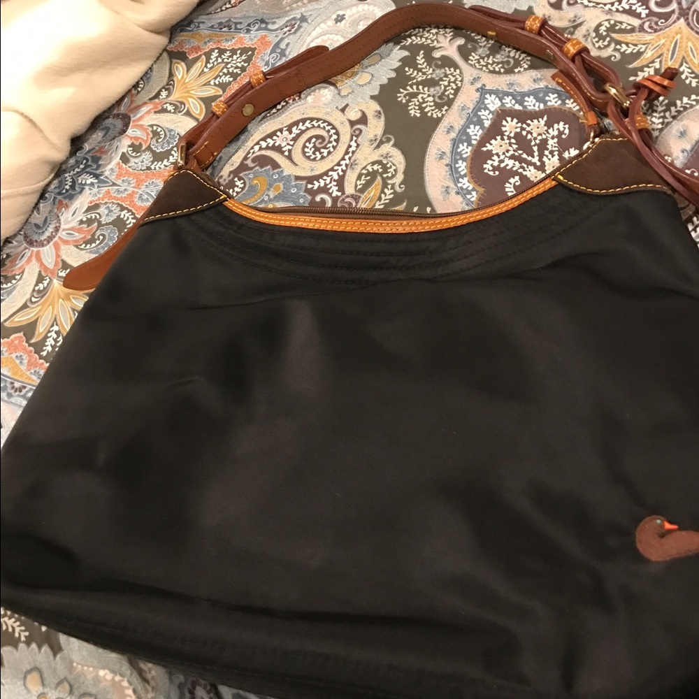 Dooney & Bourke