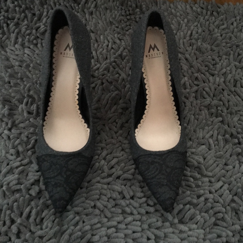 Grey & Black pumps