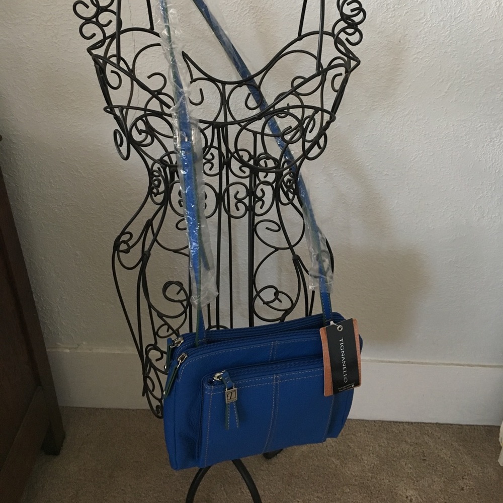 NWT Blue Pebble Leather Tignanello Cross Body Bag
