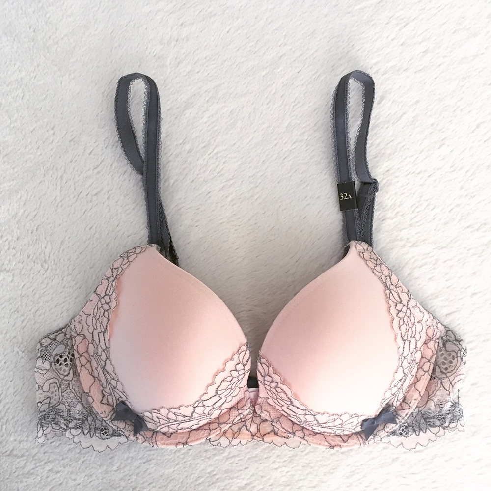  NWT Victoria Secret • Dream Angel Push-Up (32A)