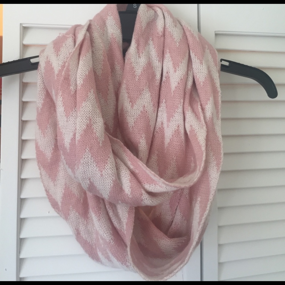 Chevron infinity scarf