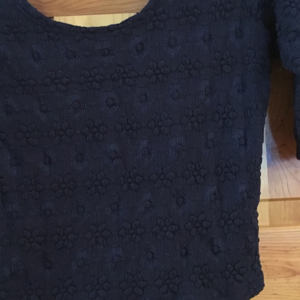 🌸HOLLISTER Ditzy Flower Top🌸