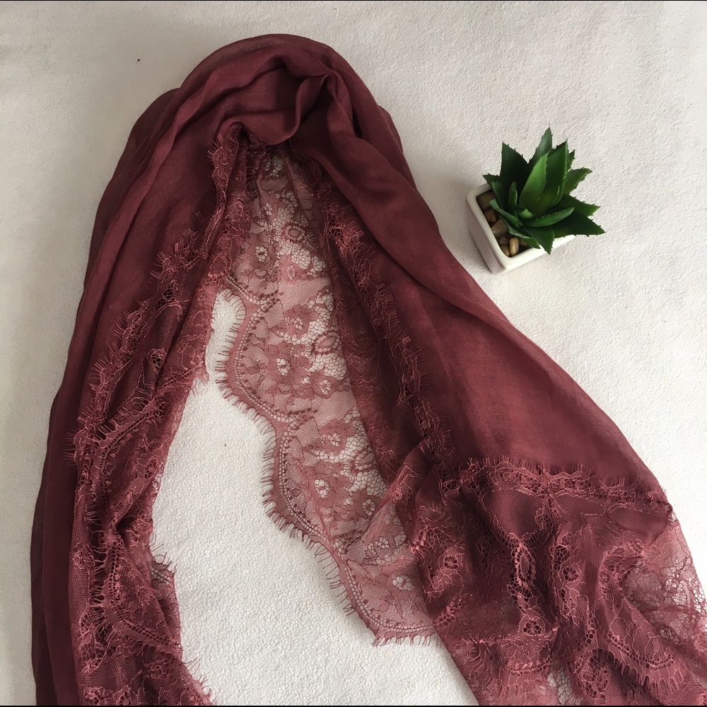 CLOSET CLOSING SALE dusty rose Lace scarf