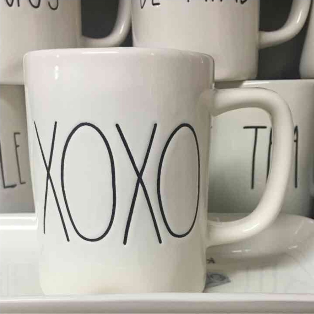 Rae Dunn XOXO Mug ☕️