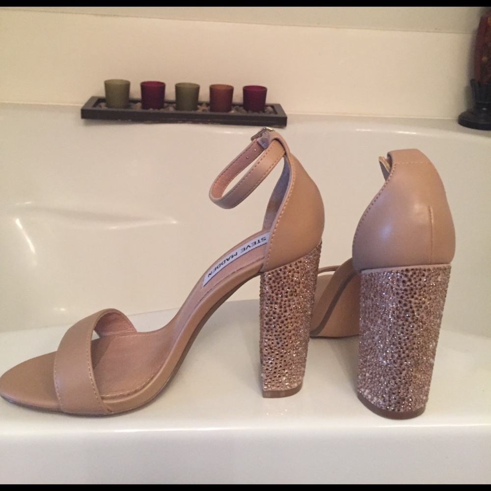 New nude color Steve Madden sandals/heels /sparkle