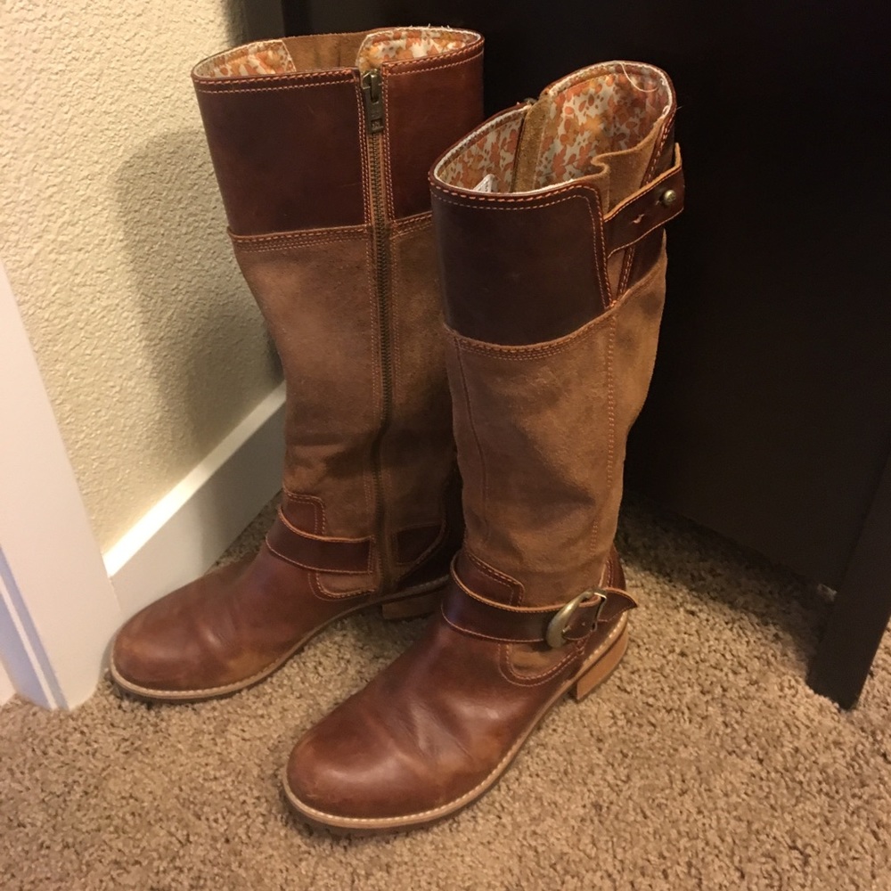 Knee high timberland boots!