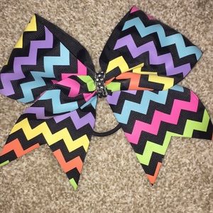 Chevron Bow