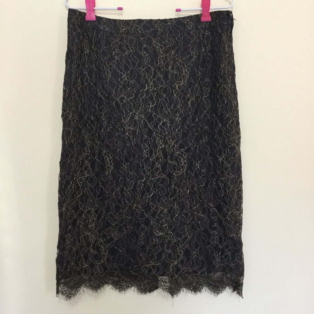Banana Republic lace pencil skirt