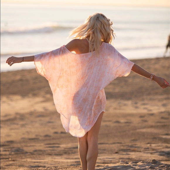 Bettinis Cover Up Poncho - Picture 2 of 4