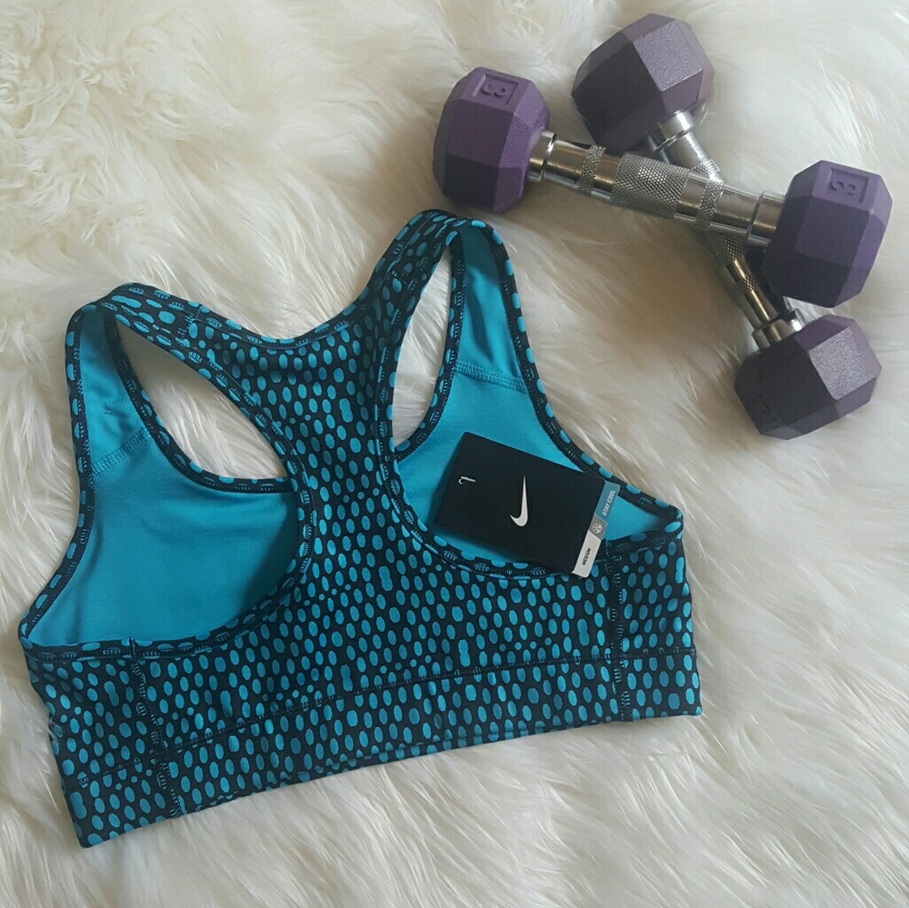 NWT* Nike Dri Fit Sports Bra* - Picture 2 of 2