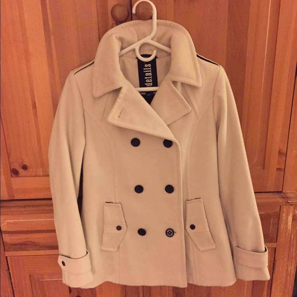 Tan/Beige Women's Small Fashion Peacoat/Trenchcoat