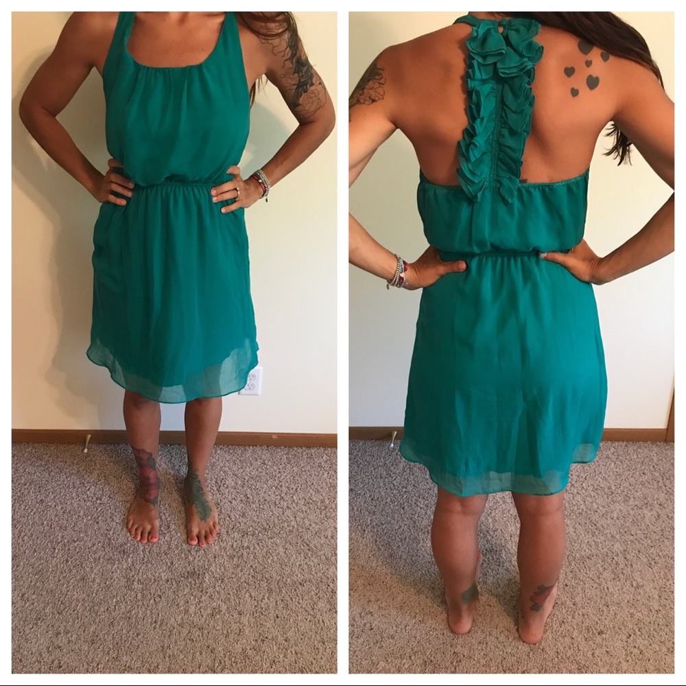 Sexy ruffle back dress