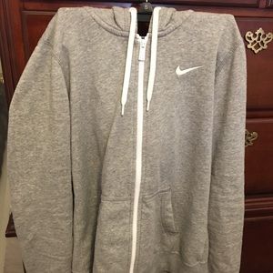 Small Nike zip-up hoodie