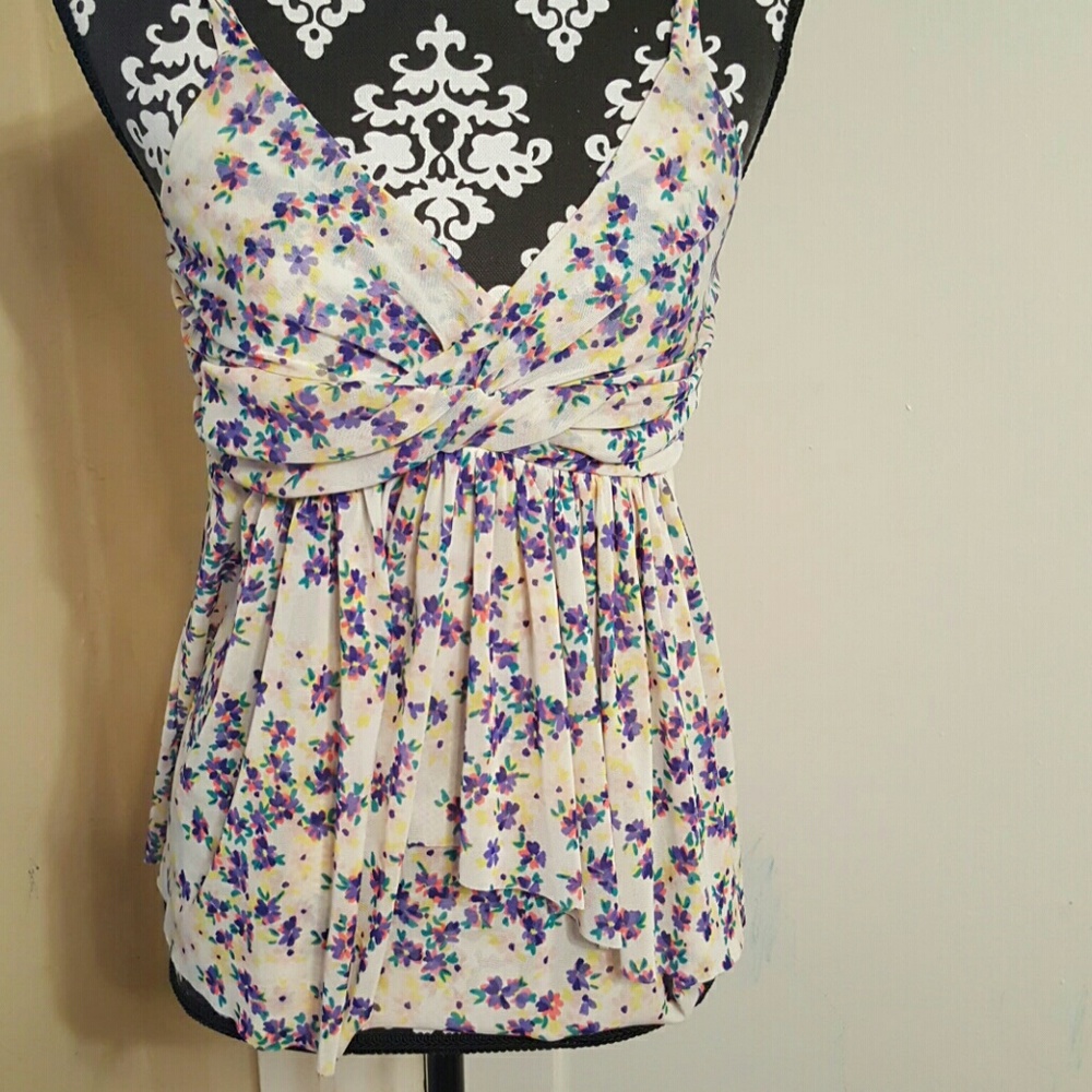 Cute EXPRESS top