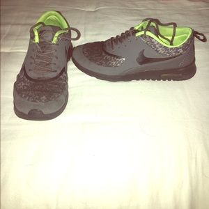 Nike tennis shoes
