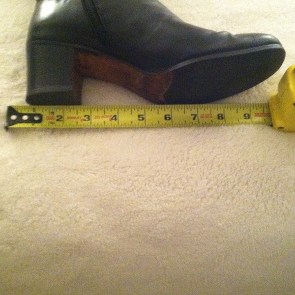 Vintage Salvatore Ferragamo Boots - Picture 3 of 6