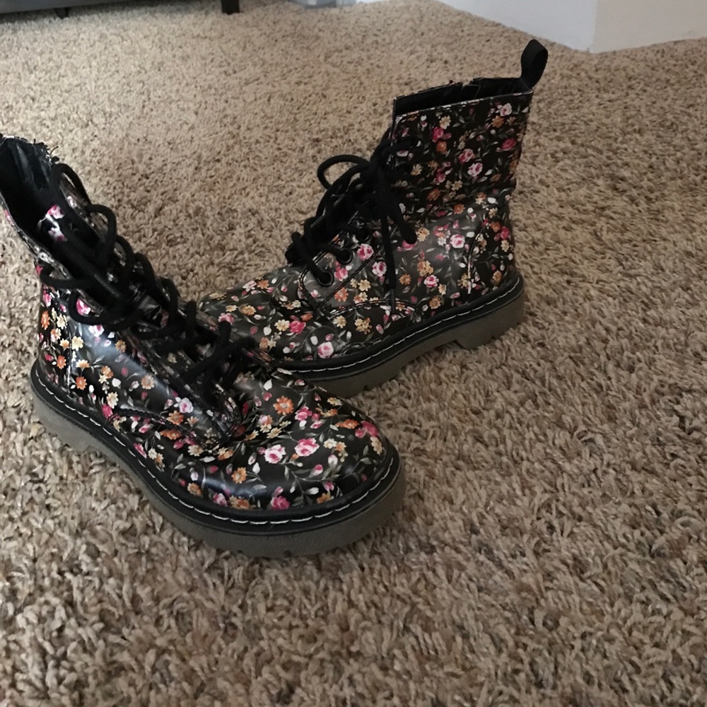 Floral combat boots