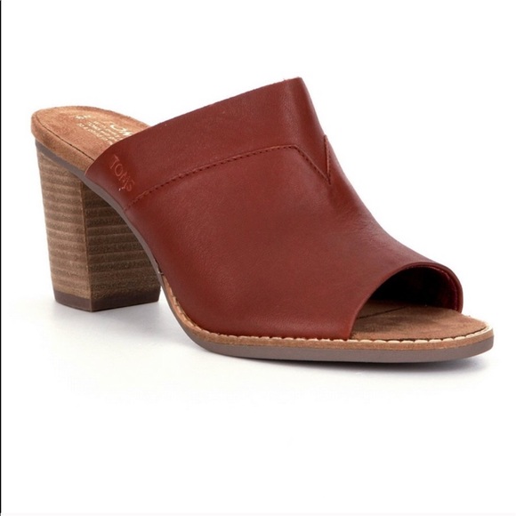 TOMS Shoes - NEW || TOMS Majorca Mules (Sz 8)
