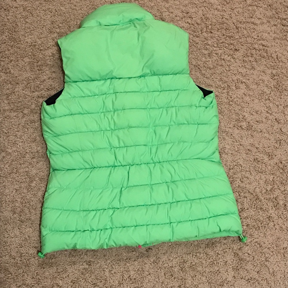 Vest - Picture 2 of 3