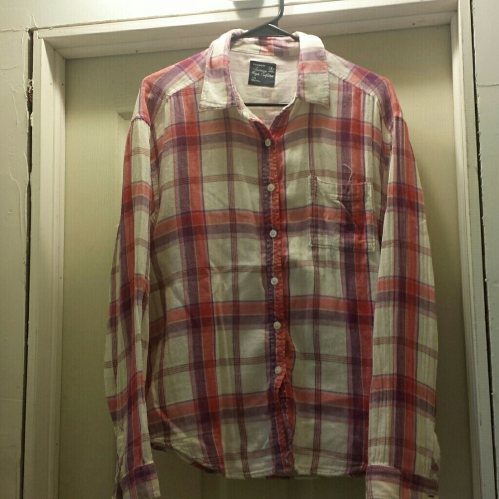 Plaid long sleeve shirt