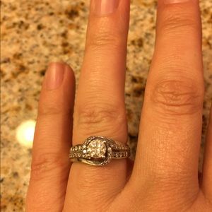 Diamond Engagement Ring 5/8 Ct tw 14kt white gold