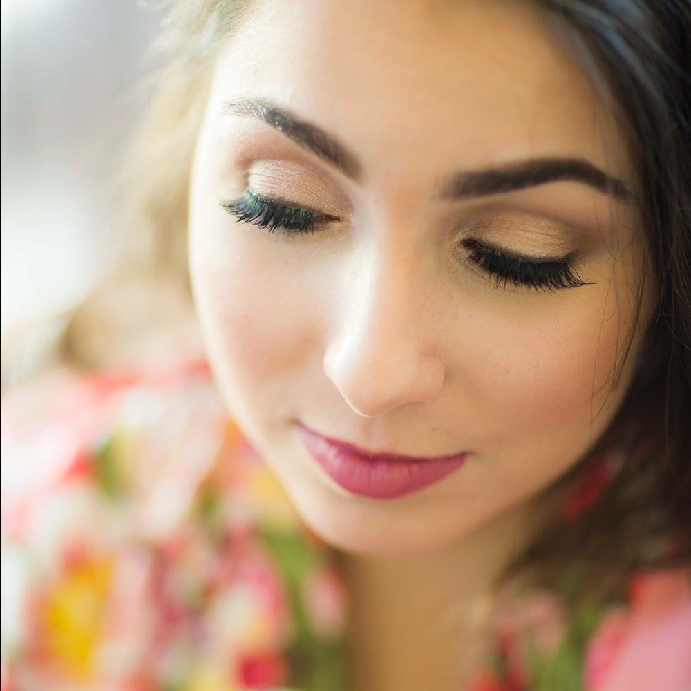 Meet your Posher, Alyssa