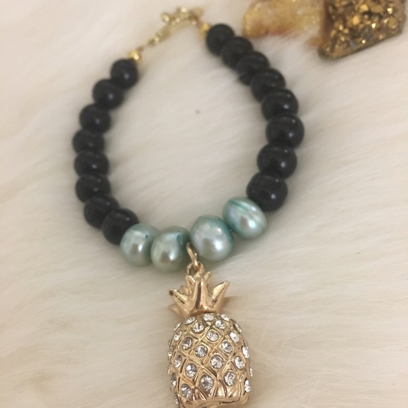 Handmade pineapple bracelet - Picture 4 of 4