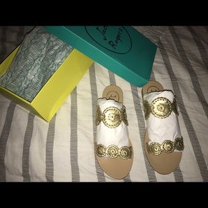 BRAND NEW gold jack rogers slip on sandals
