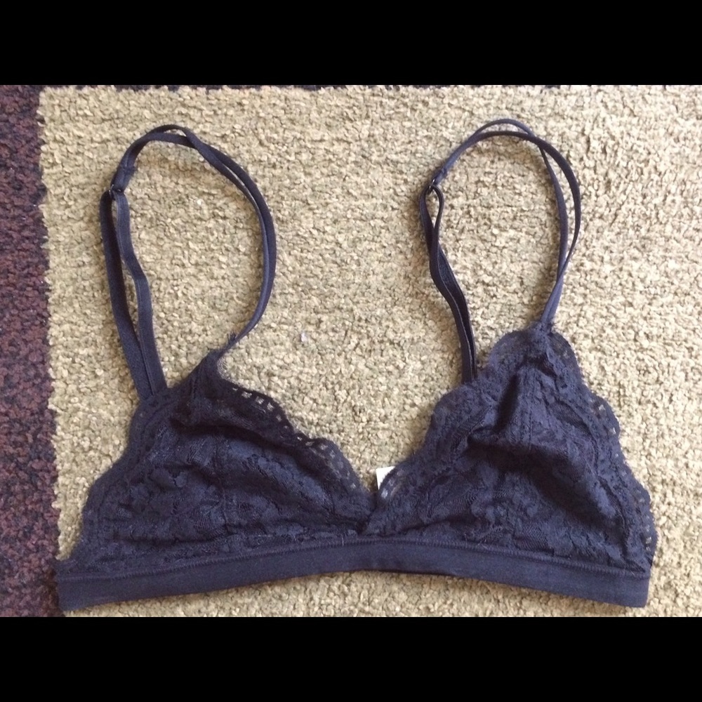 2 XS BRALETTES FOR $5