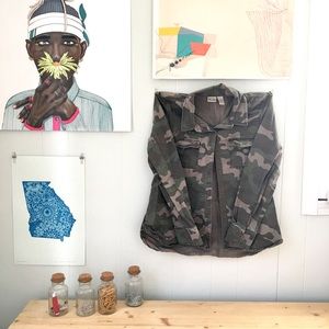 Camo military light jacket
