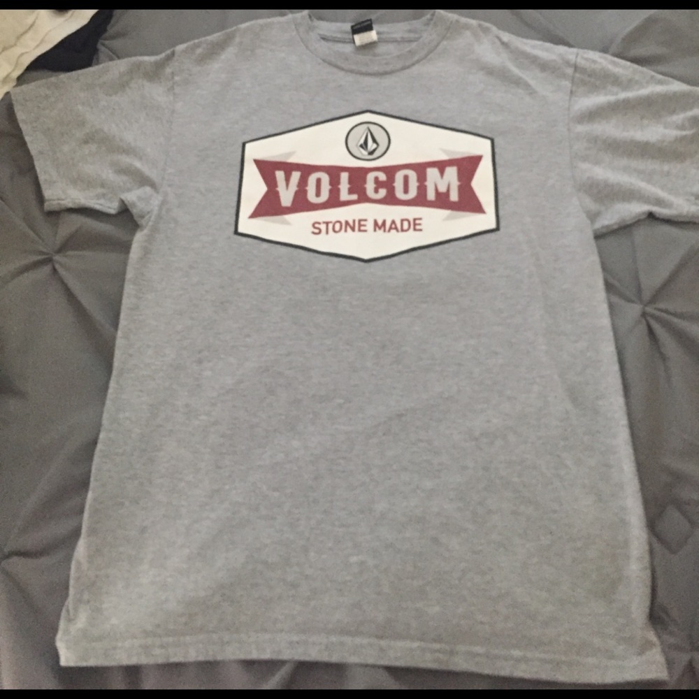 Volcom men's tee shirt