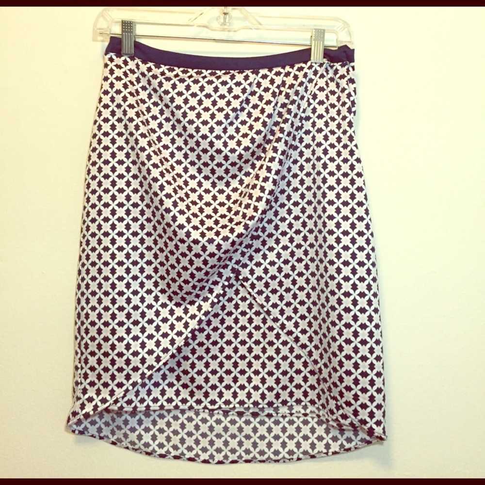 H&M Patterned Tulip Skirt