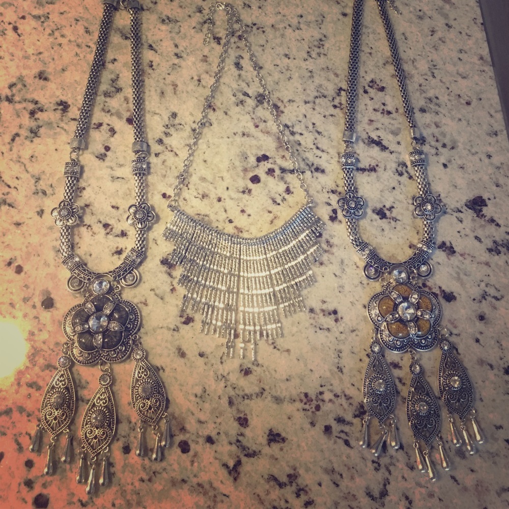 Sterling silver bundle necklaces! Amazing deal