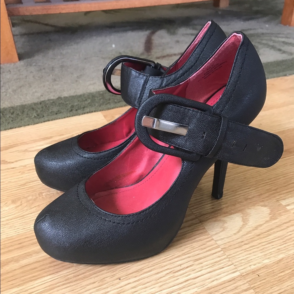 Madeline Stuart Black Mary Jane Platform Heels
