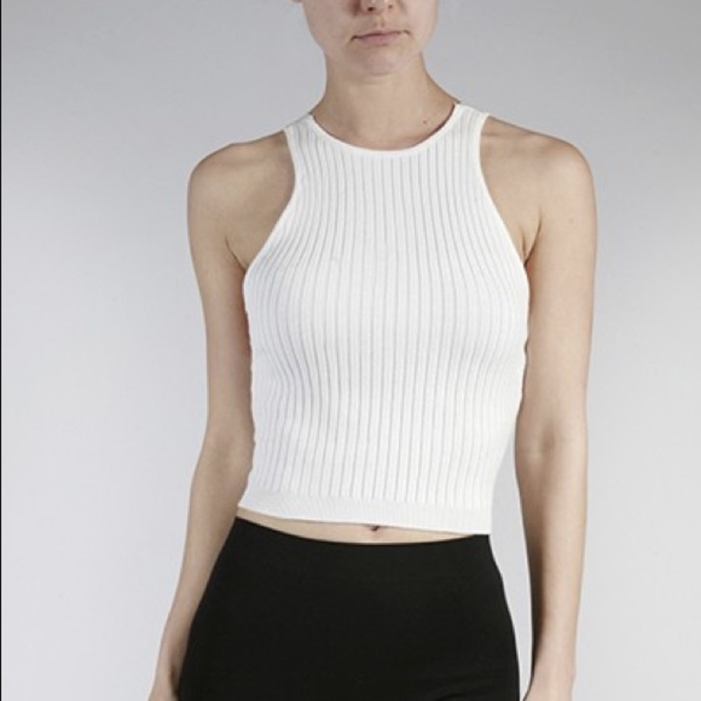 Sleeveless Cross-Back Ribbed Crop Top - Picture 6 of 6