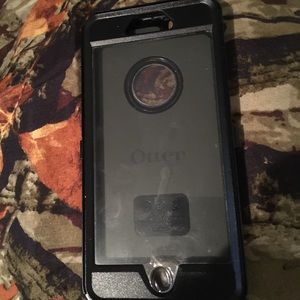 Black defender otterbox