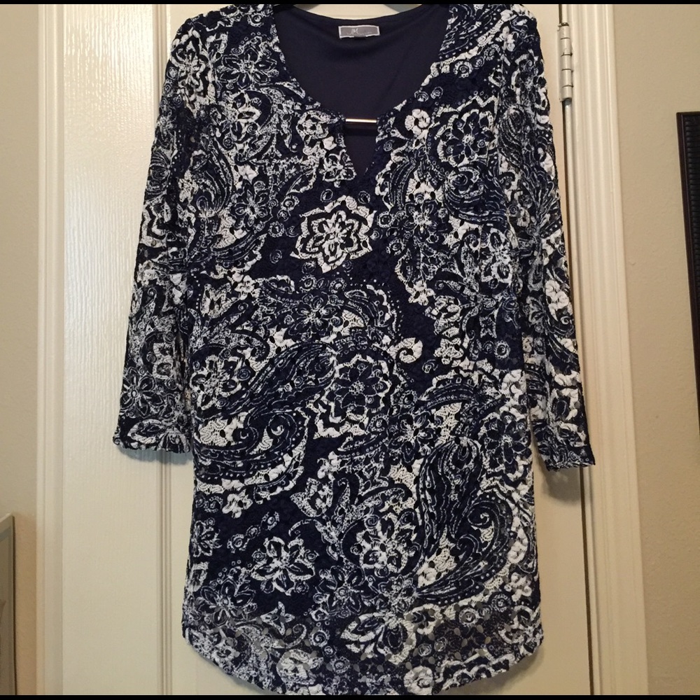 JM Collection navy & white top