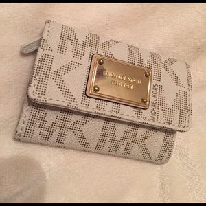 Michael Kors wallet