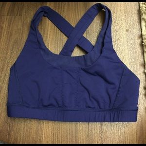 Women's navy Lululemon sports bra
