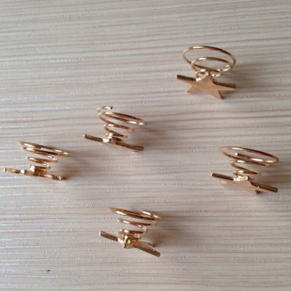🛍Gold Star Spiral Hair Pins Barrettes Jewelry New - Picture 4 of 4