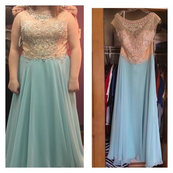 Blue prom dress