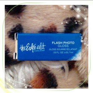 Estee Lauder Flash Tooth Polish Photo shoots
