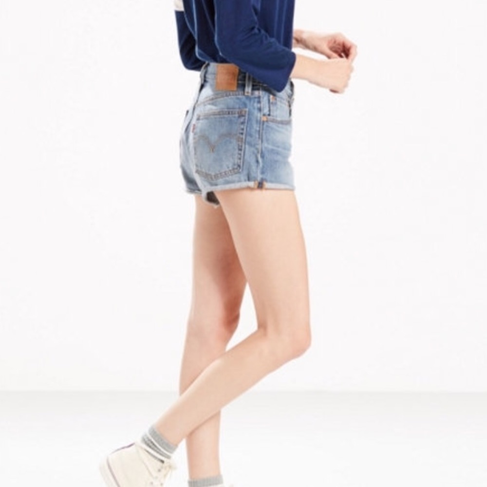 Levi 501 shorts with button fly