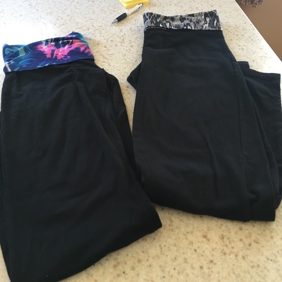 fold over yoga pants - Picture 2 of 2